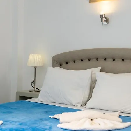 Marousi Suites